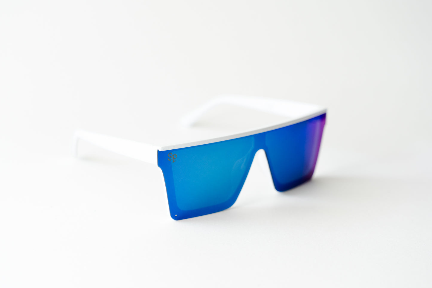 Icy Sunglasses - WHITE FRAME/BLUE